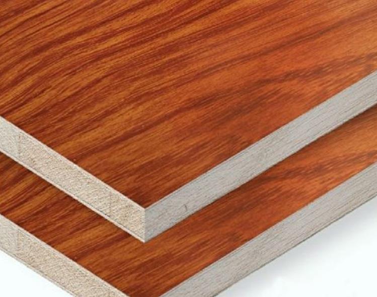 全屋定制实木板和实木多层板该怎么选
